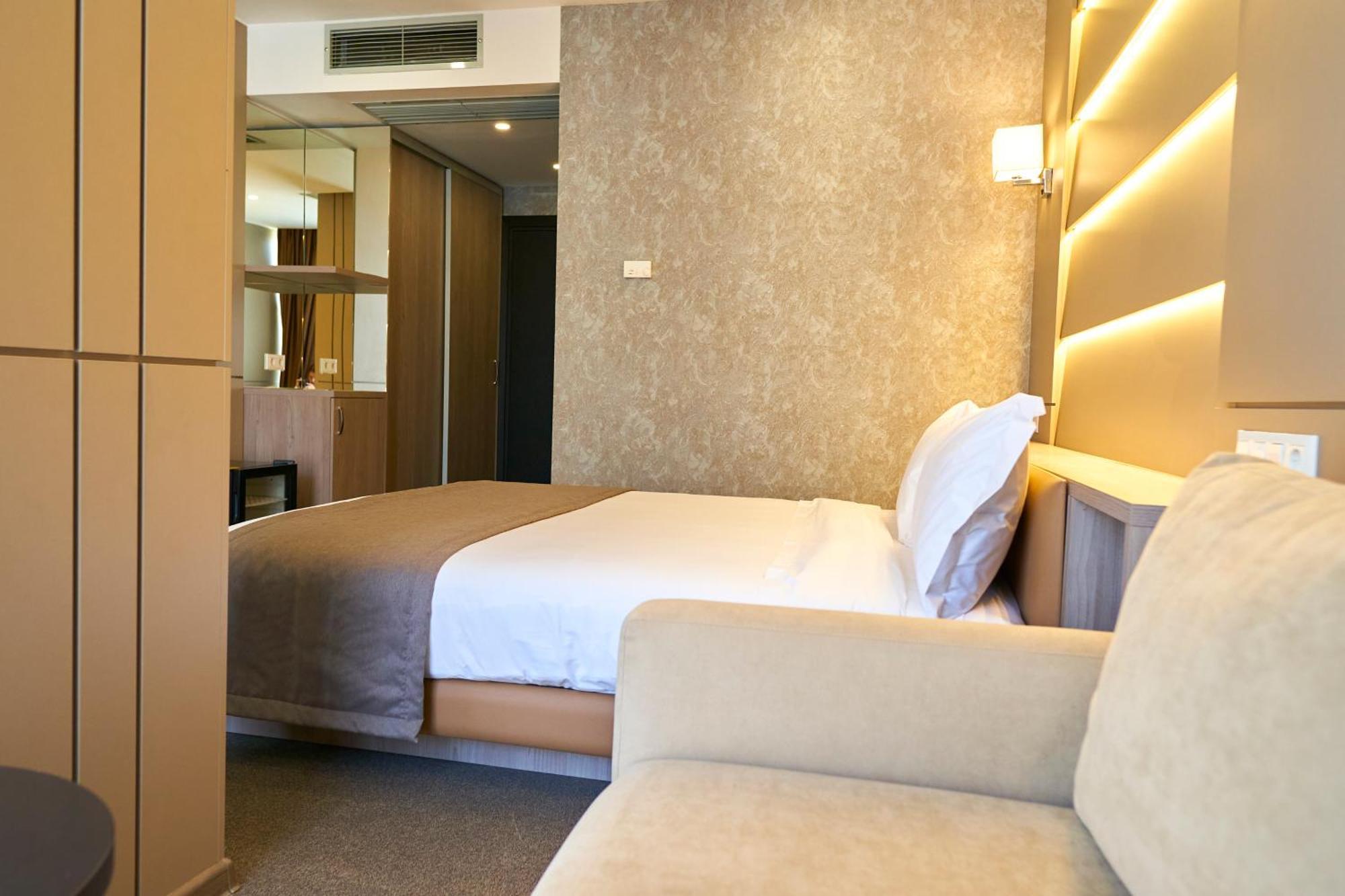 City Stay Bişkek Dış mekan fotoğraf