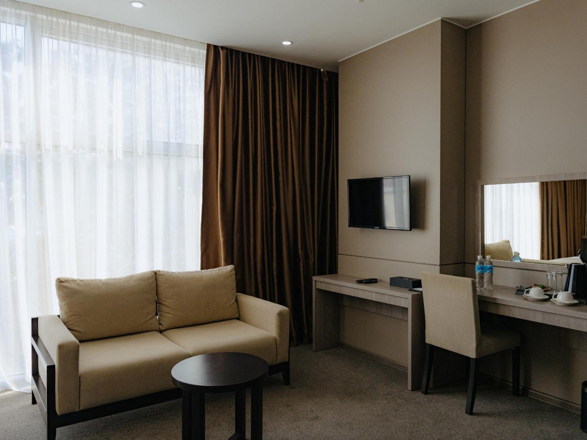 City Stay Bişkek Dış mekan fotoğraf